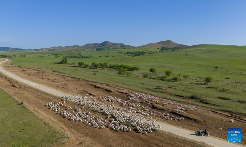 Maisha ya kuhamahama ya mfugaji katika Mkoa wa Mongolia ya Ndani, China