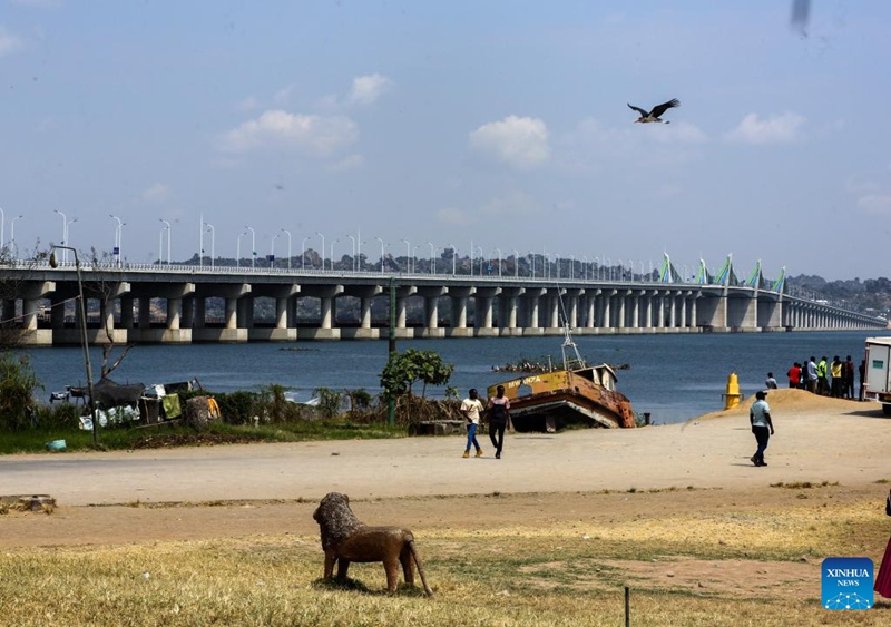 Picha hii iliyopigwa Juni 19, 2025 ikionyesha Daraja Magufuli lililojengwa na Kampuni ya China mjini Mwanza, Tanzania. (Xinhua/Emmanuel Herman)