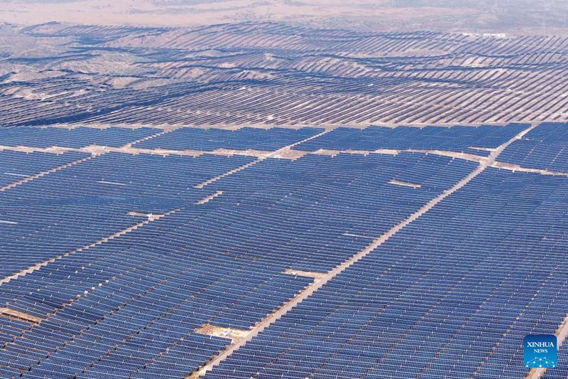 Mradi wa kusafirisha umeme wa moja kwa moja wa nguvu kubwa ya ±800 kV waanza kazi Ningxia-Hunan, China