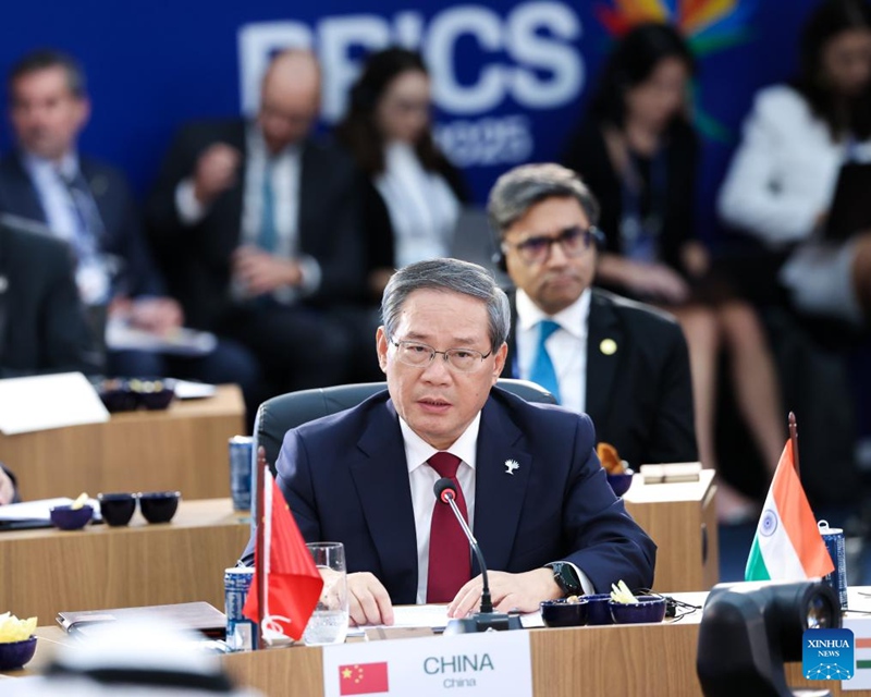 Waziri Mkuu wa China Li Qiang jana Jumapili wakati akihutubia kikao cha wajumbe wote cha "Amani na Usalama na Mageuzi ya Usimamizi wa Dunia" cha Mkutano wa 17 wa Kilele wa BRICS 