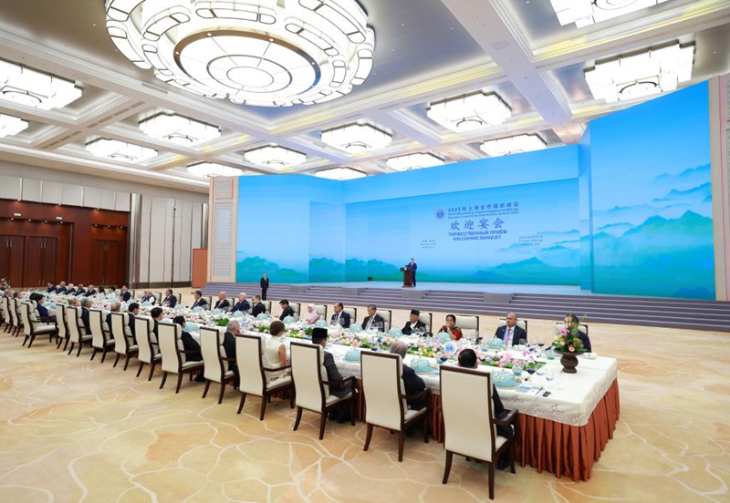 Rais Xi Jinping wa China akihutubia tafrija ya kuwakaribisha wageni wa kimataifa katika Kituo cha Maonyesho cha Meijiang mjini Tianjin, China, Agosti 31, 2025. (Xinhua/Ding Haitao)