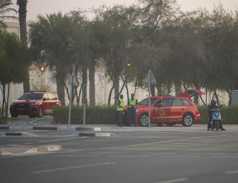 Wafanyakazi wa usalama wakionekana karibu na eneo linaloshambuliwa na Israel mjini Doha, Qatar, Septemba 9, 2025. (Picha na Nikku/Xinhua)