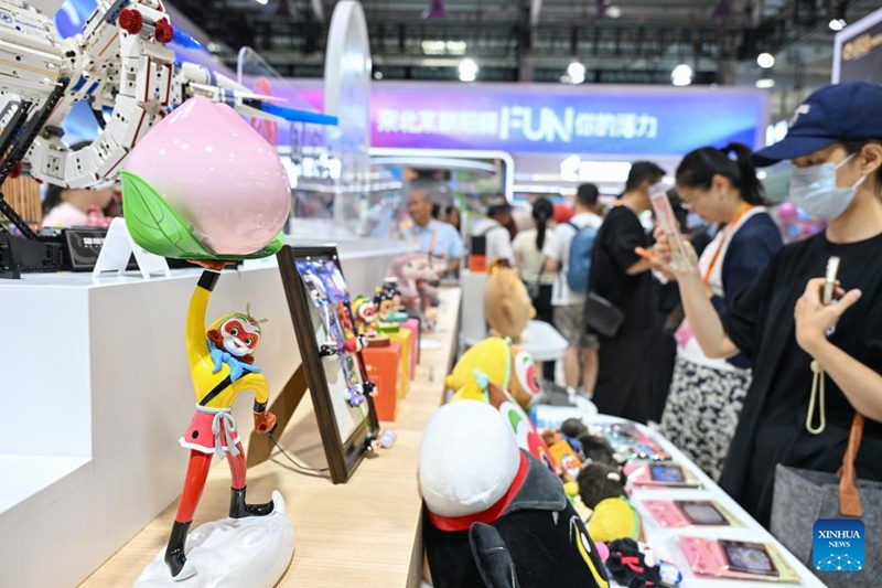 Picha hii iliyopigwa Septemba 10, 2025 ikionyesha bidhaa za kuoneshwa kwenye Maonyesho ya Kimataifa ya Biashara ya Huduma ya China 2025 (CIFTIS) mjini Beijing. (Xinhua/Li Xin) 