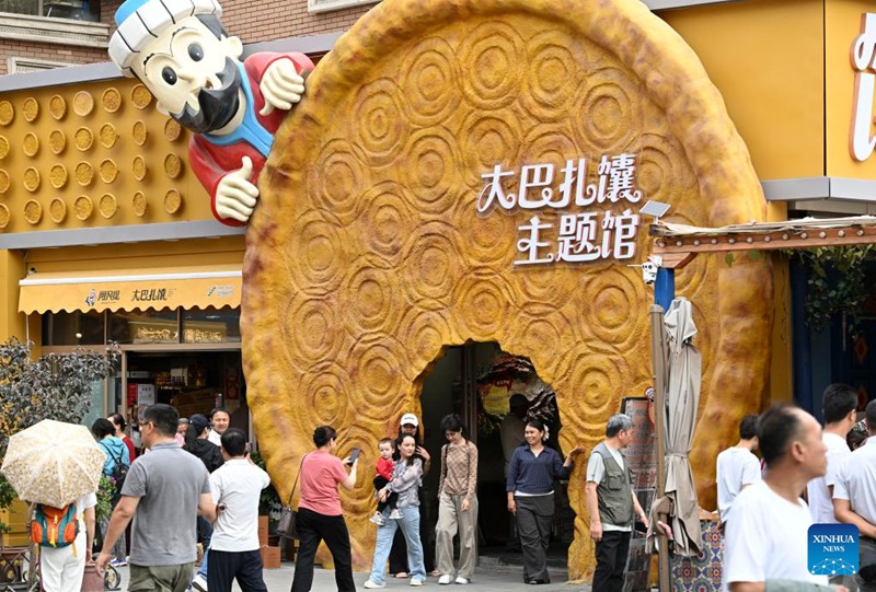 Mbinu za kijadi za kutengeneza mkate wa naan zarithiwa na kuendelezwa Xinjiang, China