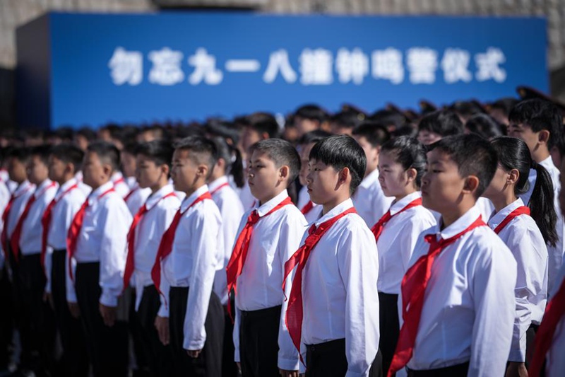 Wachina wafanya shughuli ya kumbukumbu za vita dhidi ya uvamizi wa Japan, kutokana na matumaini yao kwa amani