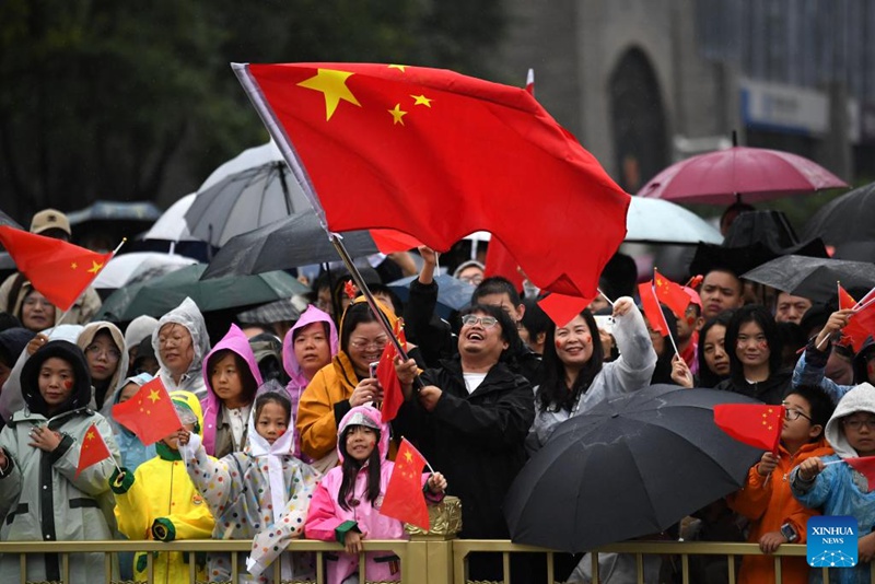 Maadhimisho ya miaka 76 tangu kuanzishwa kwa Jamhuri ya Watu wa China yafanyika kwa njia mbalimbali kote China