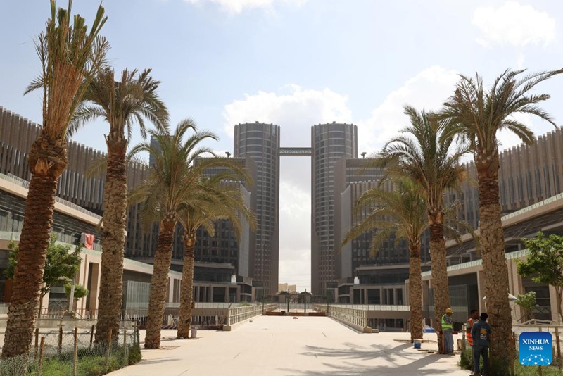 Wafanyakazi Wachina wasaidia kujenga alama mpya ya Misri