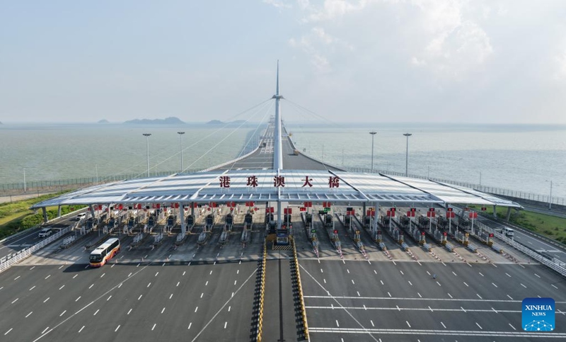 Daraja la Hong Kong-Zhuhai-Macao la China lashughulikia safari za abiria zaidi ya milioni 93 katika miaka saba iliyopita
