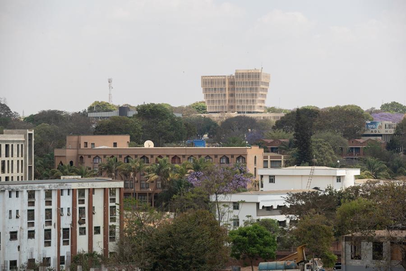 Picha hii iliyopigwa Septemba 19, 2025 ikionyesha mwonekano wa mji wa Lilongwe, Malawi. (Xinhua/Peng Lijun)