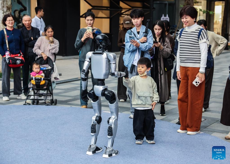 Tamasha la maisha ya intaneti laanza katika Mji wa Tongxiang, Zhejiang, China