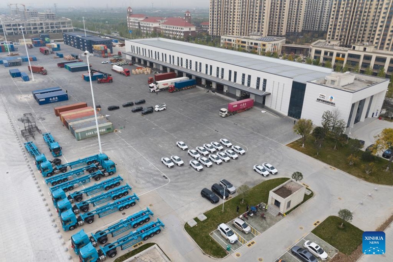 Treni za mizigo za China na Ulaya zachochea mageuzi ya Mji wa Xi'an kuwa kituo cha kisasa cha kimataifa cha biashara na usafirishaji