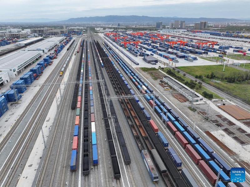 Mandhari ya Stesheni ya Bandari ya Kimataifa ya Xi'an katika Mkoa wa Shaanxi wa China