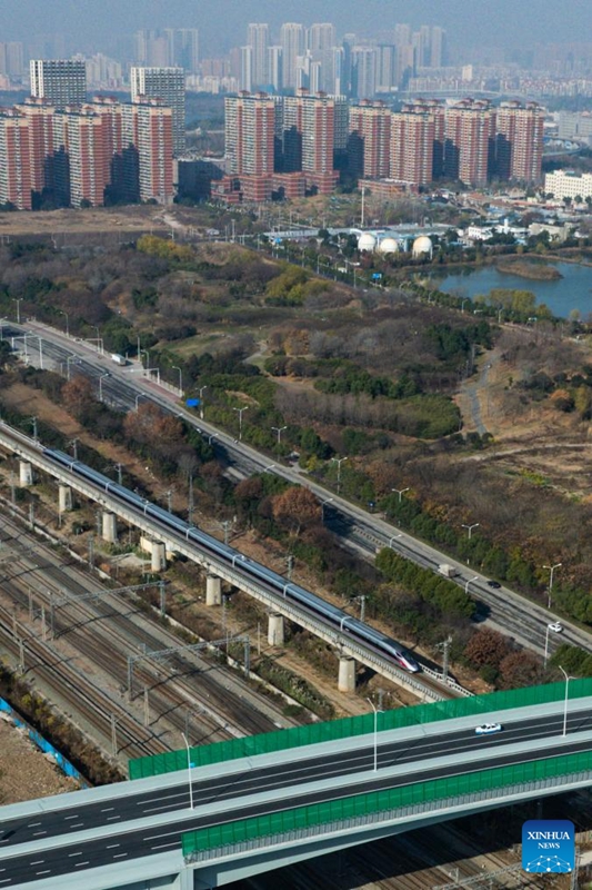 Sehemu ya Kaskazini ya Barabara ya kwanza ya Gutian Mjini Wuhan, China yafunguliwa