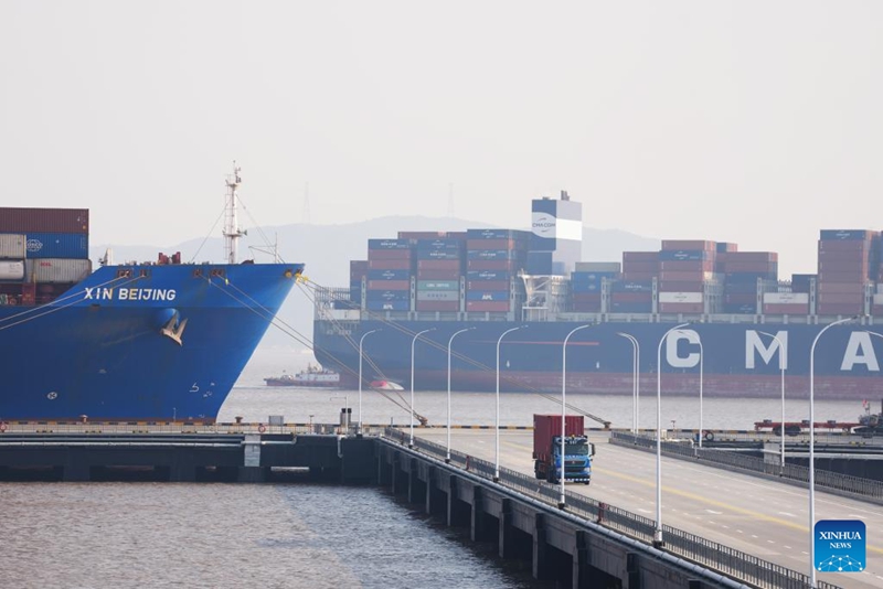 Kiasi cha mizigo kinachopita kwenye Bandari ya Ningbo-Zhoushan ya China chazidi tani bilioni 1.4 katika mwaka 2025