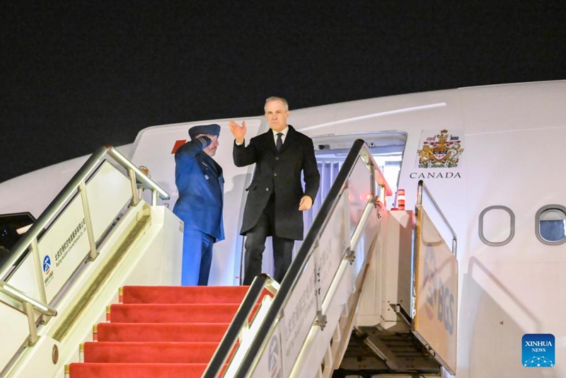 Waziri Mkuu wa Canada Mark Carney akiwasili Beijing, mji mkuu wa China, Januari 14, 2026. (Xinhua/Cai Yang)