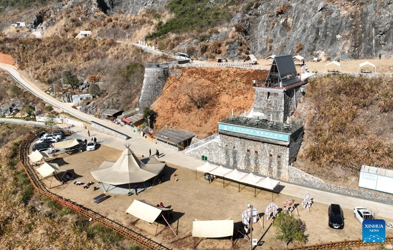 Kijiji cha Mkoa wa Zhejiang, China chakarabati upya matanuri ya kuchomea chokaa yaliyoachwa kwa kuchochea uchumi wa utalii