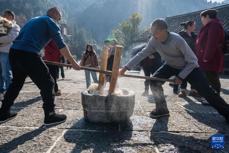 Maisha ya watu wa kawaida yaendelea kwa hali motomoto katika majira ya baridi