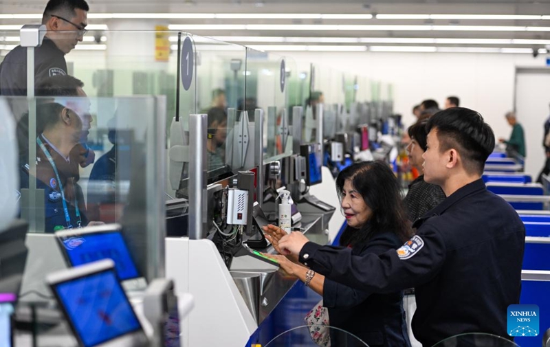 Mkoa wa Hainan wa China washuhudia abiria wanaoingia na kutoka zaidi ya 310,000 tangu uendeshaji maalum wa forodha kuanza