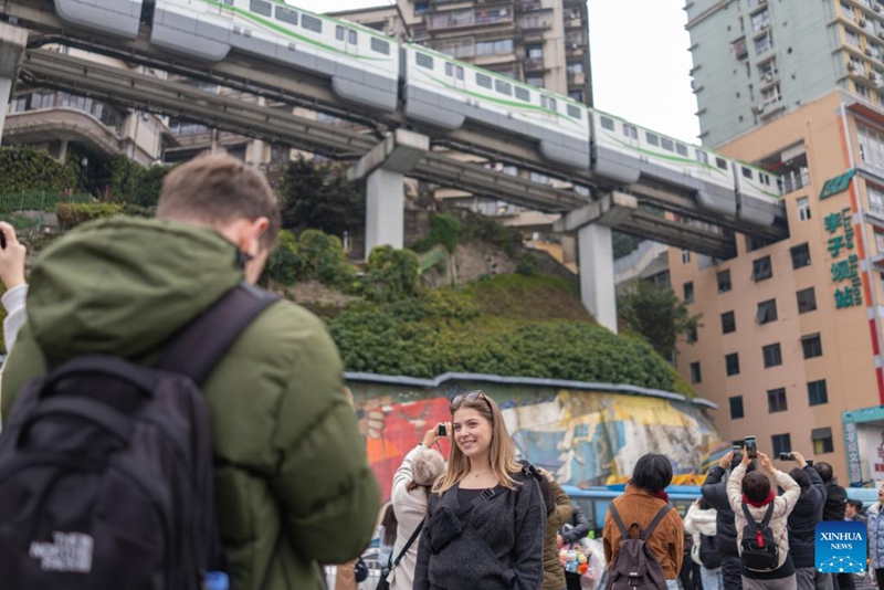 Ufunguaji mlango wahimiza ongezeko kubwa la wageni wanaoingia China na kuimarisha maingiliano kati ya watu