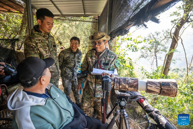 Habari Picha ya Timu ya Doria ya Ndege Hondohondo katika Mkoa wa Yunnan, China