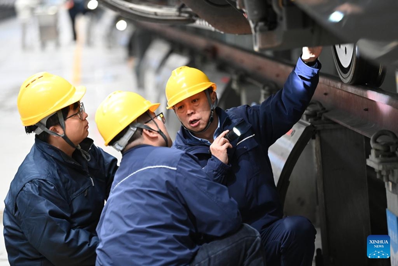 Fundi mwandamizi wa treni afuatilia zaidi kujiendeleza kwa vipaji vijana wa kazi ya ufundi