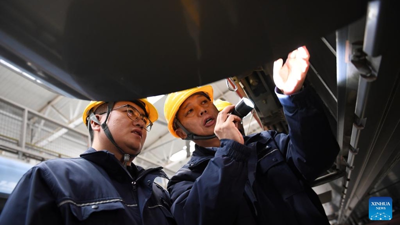 Fundi mwandamizi wa treni afuatilia zaidi kujiendeleza kwa vipaji vijana wa kazi ya ufundi