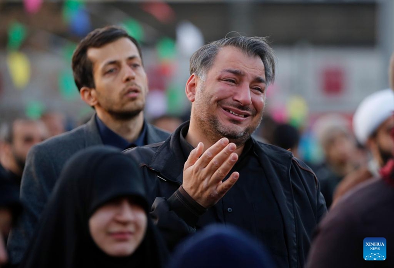 Watu wakusanyika kuomboleza kifo cha Kiongozi Mkuu wa Iran mjini Tehran