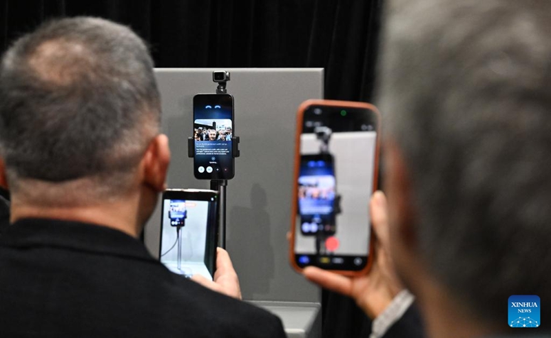 Chapa ya simu za mkononi ya Honor ya China yazindua Simu Roboti kabla ya MWC 2026