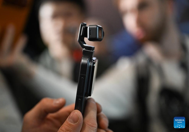 Chapa ya simu za mkononi ya Honor ya China yazindua Simu Roboti kabla ya MWC 2026