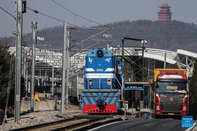 Huduma ya treni ya usafiri wa abiria wa kimataifa yaunganisha China na DPRK