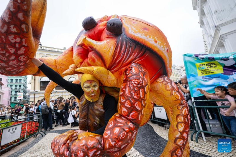 Watu washiriki kwenye Kanivali ya Kimataifa ya Macao 2026