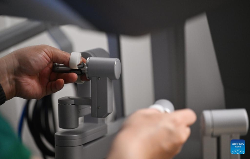 Hospitali ya Mji wa Tianjin, China yatumia roboti kwenye upasuaji wenye maumivu kidogo sana