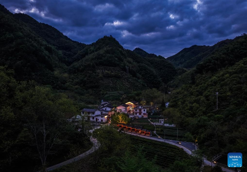 Kijiji cha Jinling mkoani Zhejiang China chaendeleza shughuli za utalii za kuhusisha utamaduni wa kijiji chenye mazingira mazuri ya asili