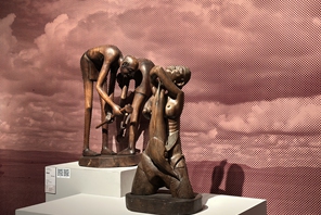 "Kufunzana kati ya Ustaarabu" - Maonyesho ya Vinyago vya Afrika Yafanyika Beijing, China