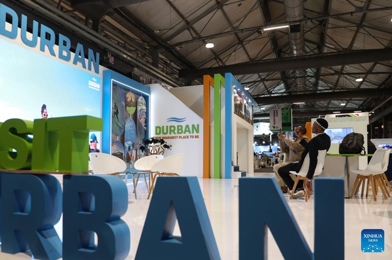 Watu wakitembelea eneo la maonyesho la Mkutano wa Utalii wa Afrika 2026 (Africa’s Travel Indaba 2026), jijini Durban, Afrika Kusini, Mei 12, 2026. (Xinhua/Chen Wei)