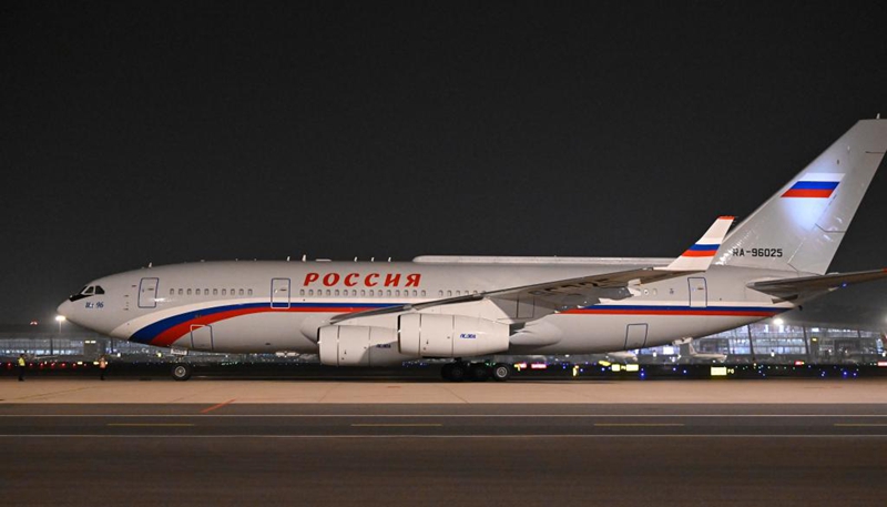 Rais wa Russia Vladimir Putin akiwasili Beijing Mei 19, 2026, kwa ziara ya kiserikali nchini China. (Xinhua/Shen Hong)