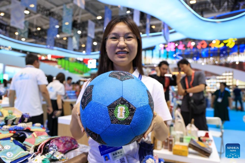 Maonyesho ya Kimataifa ya Mambo ya Utamaduni ya China yafunguliwa Shenzhen