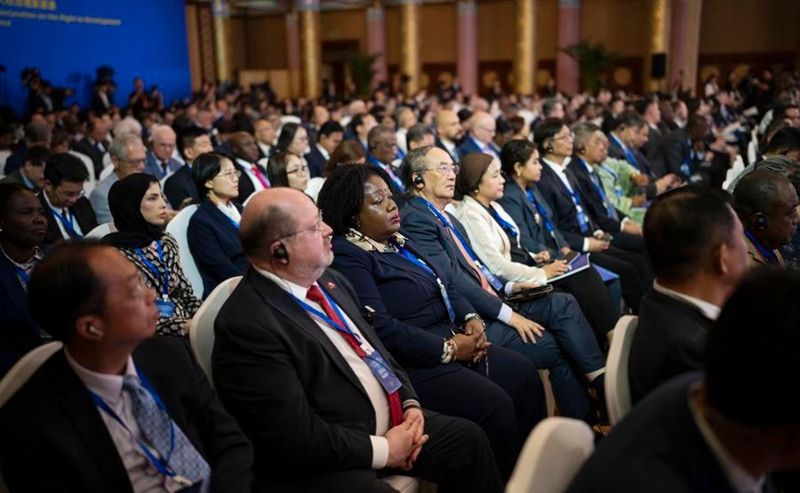 Picha hii iliyopigwa Juni 11, 2026 ikionyesha wahudhuriaji kwenye ufunguzi wa Jukwaa la 2026 la Usimamizi wa Haki za Binadamu Duniani, uliofanyika Beijing, mji mkuu wa China. (Xinhua/Cai Yang)