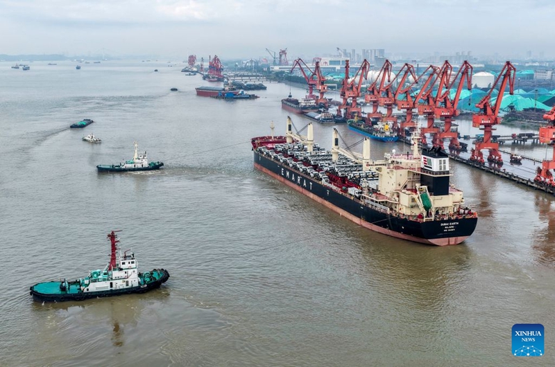 Meli ya mizigo iliyopakiwa magari 513 ya China yaondoka kutoka Mji wa Taizhou, China kuelekea Tanzania