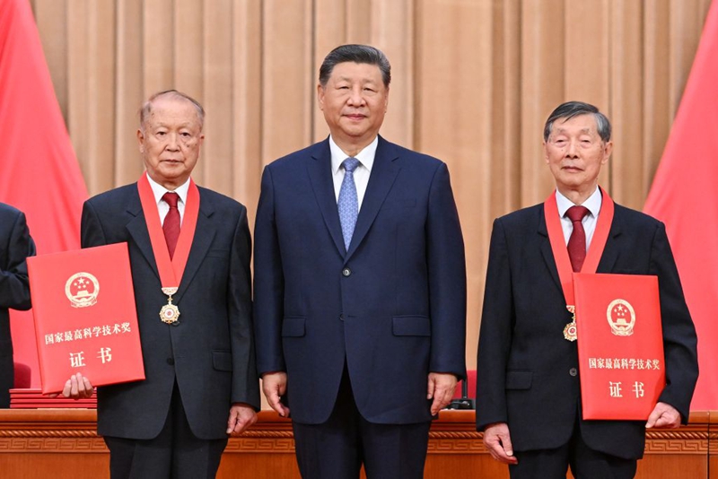 Xi atoa wito wa kusukuma mbele ujenzi wa mambo ya kisasa wa China kupitia uvumbuzi wa sayansi na teknolojia