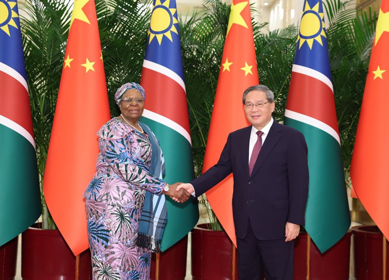 Waziri Mkuu wa China Li Qiang akikutana na Rais wa Namibia Netumbo Nandi-Ndaitwah, ambaye yuko katika ziara ya kiserikali nchini China, kwenye Jumba la Mikutano ya Umma la Beijing, Julai 9, 2026. (Xinhua/Huang Jingwen)