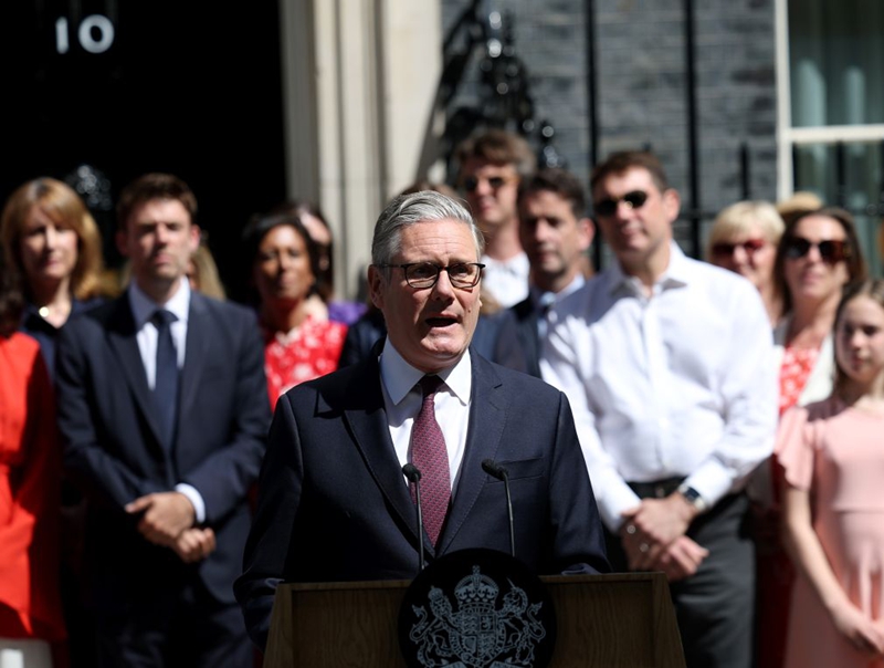 Keir Starmer akitoa hotuba ya kuaga nje ya Mtaa No. 10 wa Downing jijini London, Uingereza, Julai 20, 2026. (Xinhua/Li Ying)