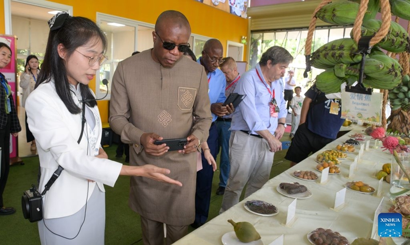 Mabalozi na maofisa waandamizi wa kidiplomasia watembelea Hainan Kusini mwa China kujionea uvumbuzi wa teknolojia na maendeleo ya FTP