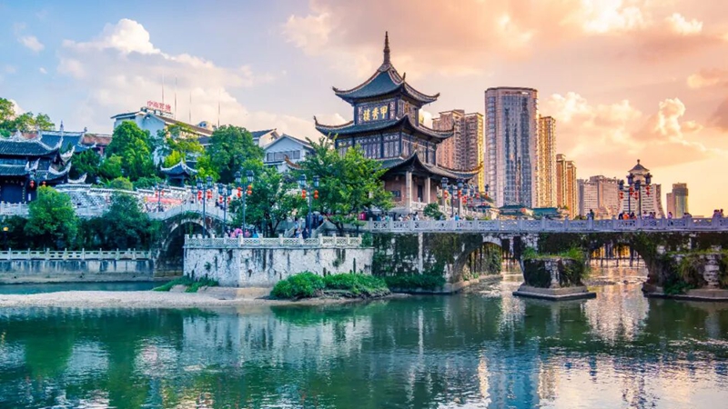 Jengo la Jiaxiu mjini Guiyang. (Picha na Tu Min/People’s Daily Online)