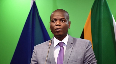 Waziri wa Afrika Kusini atoa wito wa mbinu ya pamoja ya bara juu ya uhamiaji