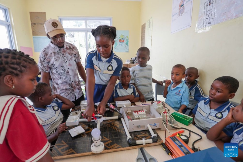 Kujifunza kwa kufanya vitendo kwawaandaa watoto wa Tanzania kwa ajili ya siku zijazo