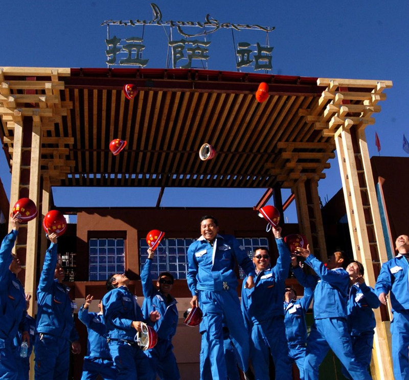 Picha za zamani zabeba ushuhuda kwenye Muujiza wa Chuma wa Reli ya Qinghai-Xizang