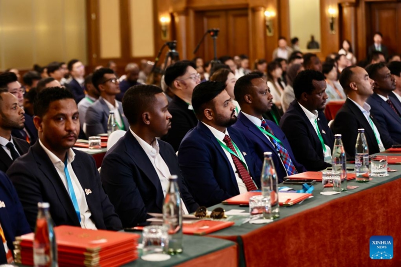 Wageni wakihudhuria Mkutano wa Ethiopia wa "Soko Kubwa kwa Wote: Mauzo ya Nje kwa China" mjini Addis Ababa, Ethiopia, Agosti 19, 2026. (Xinhua/Geng Xinning)