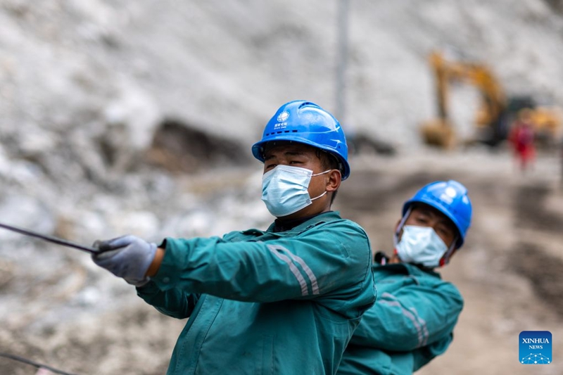 Umeme warejeshwa kwenye forodha ya mpakani iliyoathiriwa na maporomoko ya matope mkoani Xizang, China