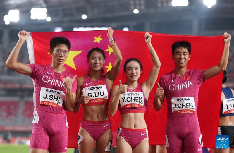 Michezo ya Asia | China yashinda medali ya dhahabu katika mbio za kupokezana vijiti za mita 100x4 kwa wanariadha wa kike na kiume